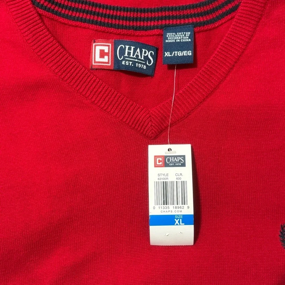 Chaps Men's V-Neck Sweater Vest in Rich Red. Size XL/TG/EG
